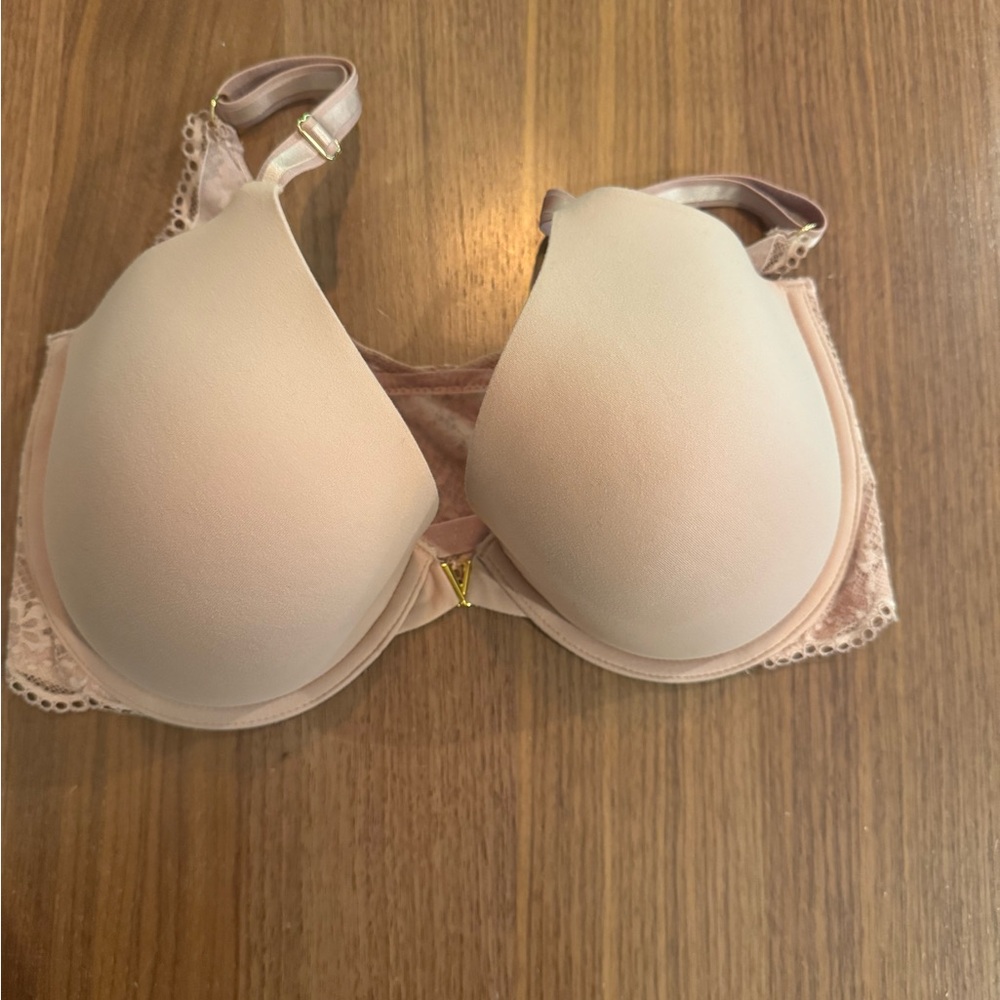 Uplift demi front close Cream Lace Bra
